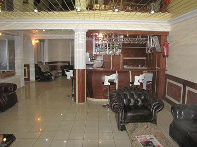 Afrique Hotel Douala Airport Buitenkant foto